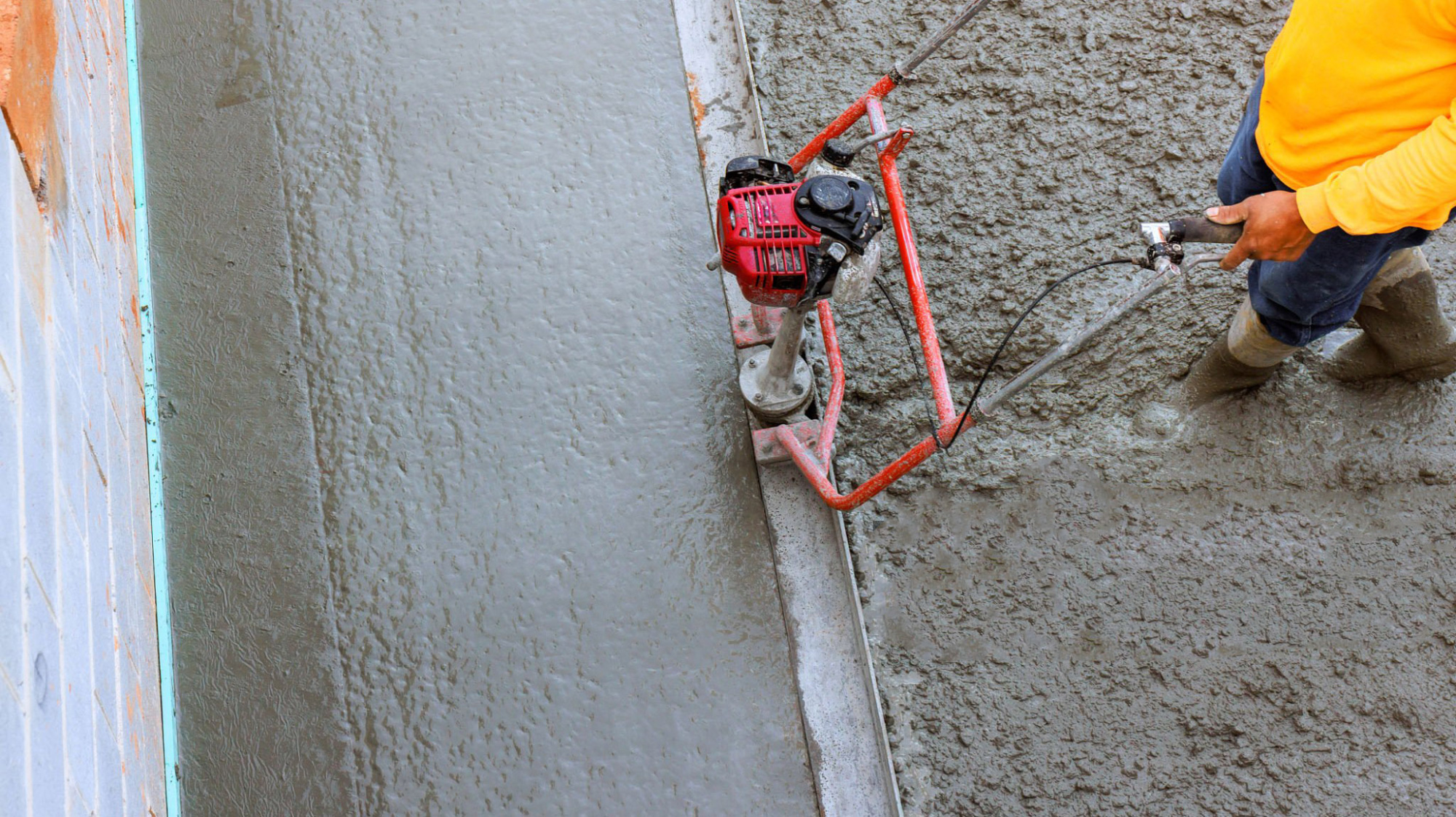 Бетон после заливки – расчет полива бетона водой